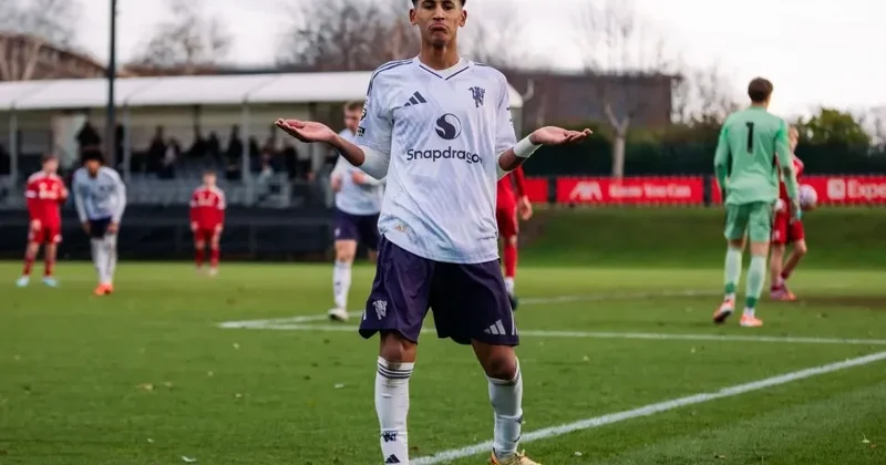 Katalonlar 15 yaşlı JJ Qabrielə görə hərəkətə keçdi “Mançester Yunayted” istedadını əldən vermək istəmir