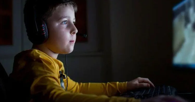 Həyəcan TƏBİLİ Bu oyunlar uşaqları ölümə sürükləyir