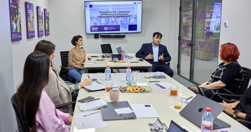 ООО Azercell Telecom продолжает реализацию инициатив, направленных на поддержку женщин (ФОТО)