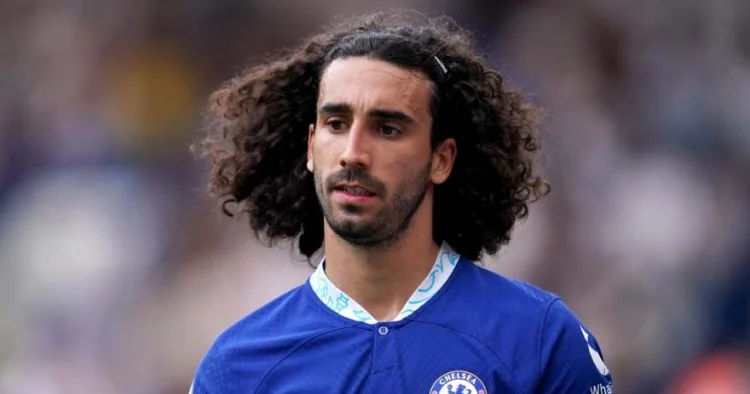 Qvardiola səni çağırsa, lazım olsa diz üstə sürünərsən Çelsi nin müdafiəçisi