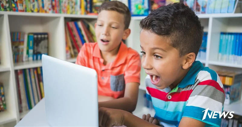 Как защитить азербайджанских детей в Интернете: Мнение техноблогера и опыт мировых стран