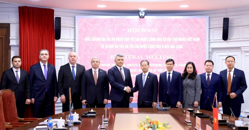 İnam Kərimov Vyetnamda səfərdə olub FOTOLAR