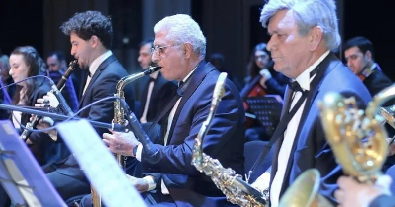 Rəşid Behbudov adına Mahnı Teatrının Estrada Simfonik Orkestri Sumqayıtda qastrol konserti ilə çıxış edib FOTO