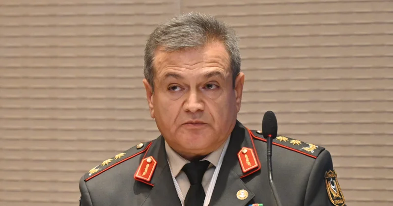 Azər Əliyev müdafiə və təhlükəsizlik sahəsində topoqrafik xəritələrin əhəmiyyətindən danışıb