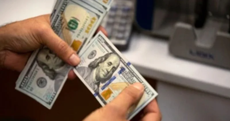 Xaricə 23 min dollar köçürdü, 4752 dollar cərimələndi