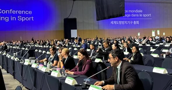 Nazir Busanda konfransda iştirak etdi