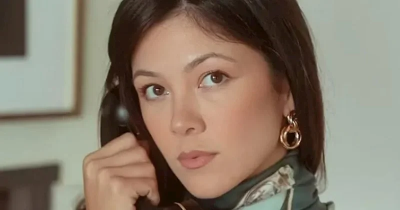 Ağıllı telefonlara üsyan etdi, ev telefonu sayəsində milyonçu oldu