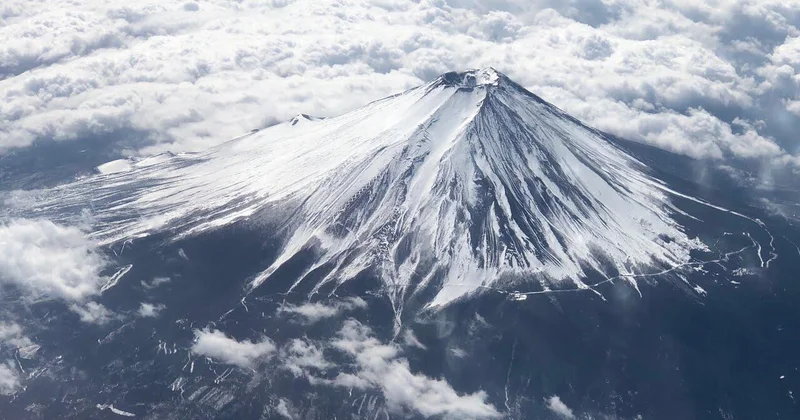 Удивительный вид на гору Фудзи ВИДЕО