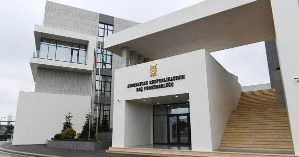 Mağazada arvadını öldürmək istəyən şəxsə cinayət işi açıldı