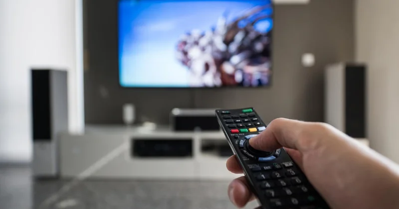 İnformasiya məkanının DƏYİŞƏN TRENDİ Televiziya izləyicilərinin sayı niyə AZALIR?