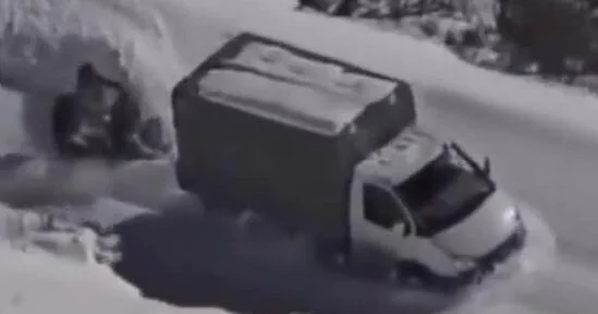 Уборка снега вышла на новый уровень ВИДЕО