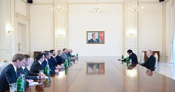 İlham Əliyev ABŞ nümayəndə heyətini qəbul etdi