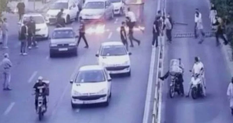 İranda daha bir SEPAH üzvü öldürüldü − Etirazlar davam edir