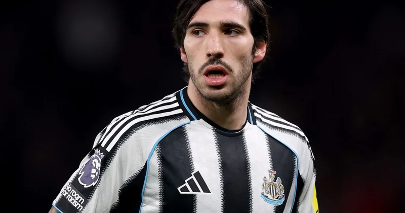 İngiltərə nəhəngi Tonalini istəyir