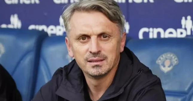 Superliqa klubu baş məşqçisi ilə yollarını ayırdı