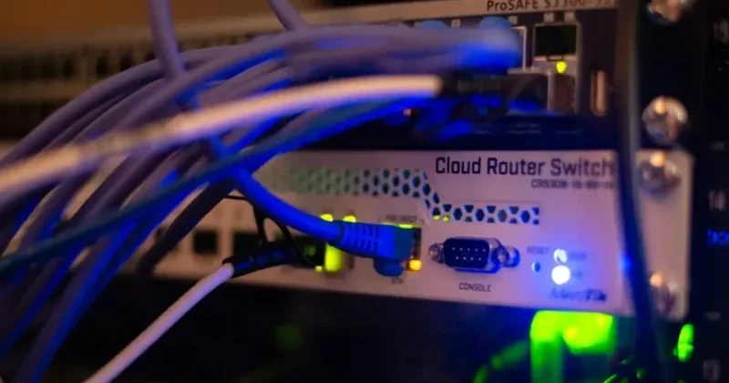 Şimali Koreyada internet demək olar ki, yoxdur: Kimlər istifadə edə bilərlər?