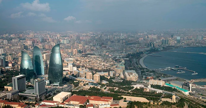 Завтра в Баку без осадков, температура днем составит 9 14° тепла