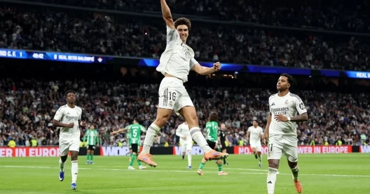 Реал разгромил Бетис в матче 18 го тура Ла Лиги, Гонсало Гарсия оформил хет трик