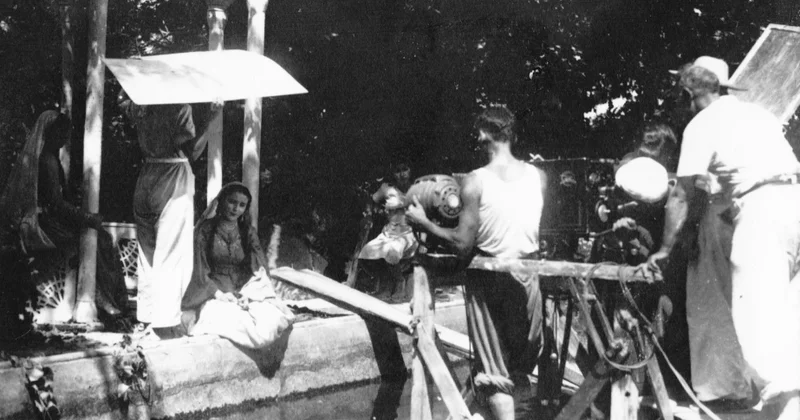 “Arşın mal alan” filminin çəkilişindən unikal şəkil