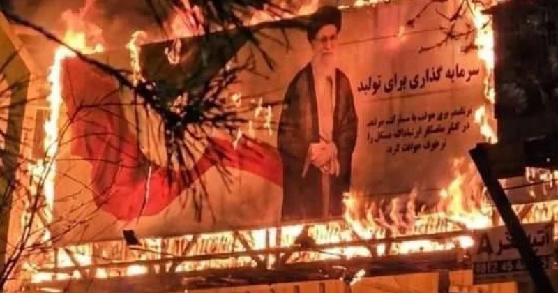 Вместе с Мадуро горит и Хаменеи наш комментарий