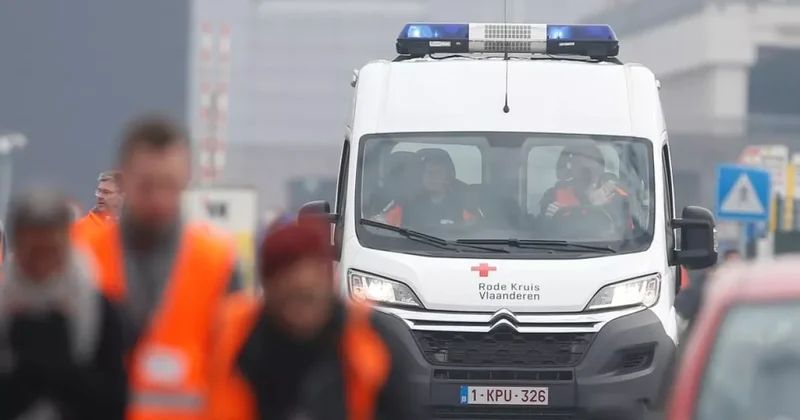 В Бельгии 17 человек пострадали от газа при конфликте двух женщин в ТЦ