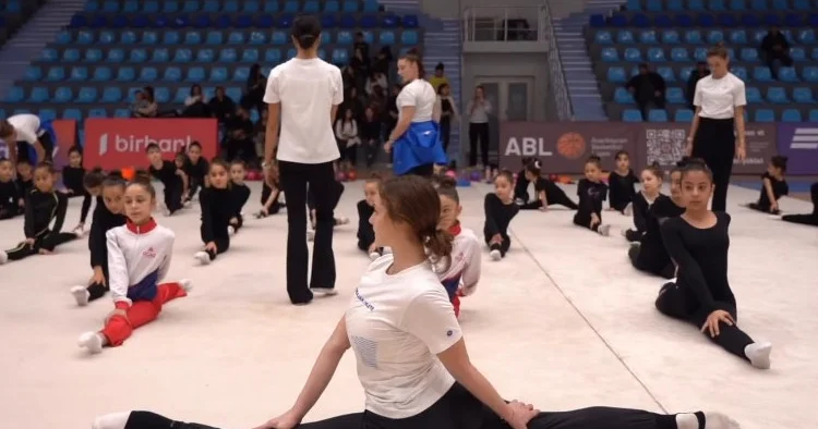 Şəkidə gənc gimnastlar üçün ustad dərsi keçirilib FOTO