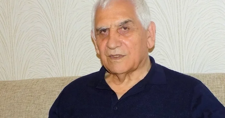 94 yaşlı Xalq şairi Nəriman Həsənzadənin maraqlı görüntüsü yayıldı VİDEO