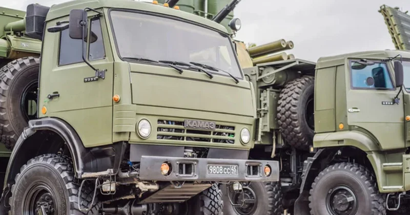 В Краснодарском крае рванул КамАЗ с ракетчиками видео