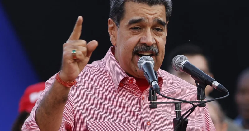 А ведь Мадуро мог уехать в Турцию…