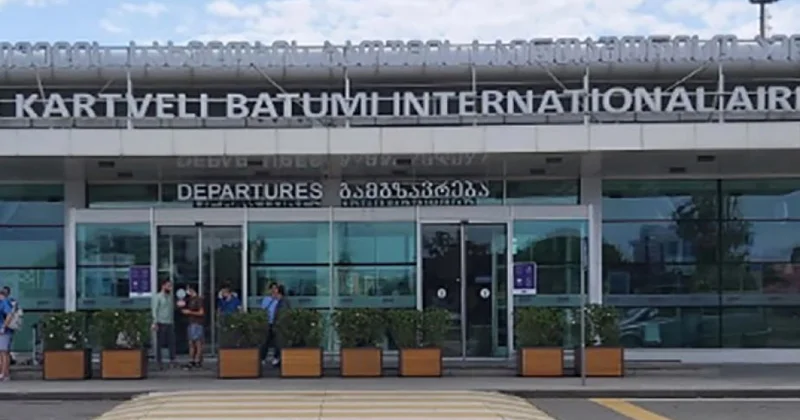 Güclü külək Batumi hava limanında problemlər yaratdı