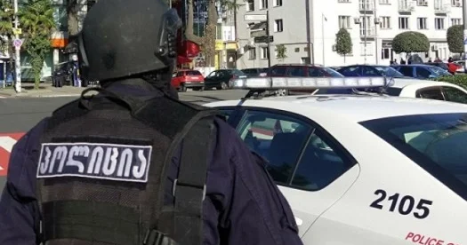 Azərbaycanlı ata oğul güllələndi