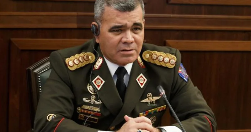 Хладнокровно убили охрану : в Каракасе рассказали, как увезли Мадуро