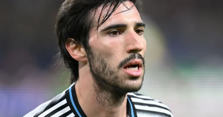 “Çelsi“ 25 yaşlı italiyalı Sandro Tonalinin transferini planlaşdırır