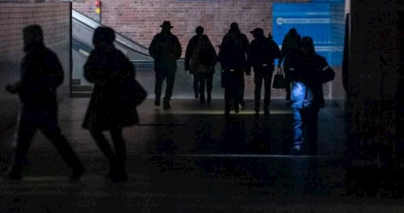 Berlində anarxist qrup yerli ES i yandırdı − 45 min ev işıqsız qaldı