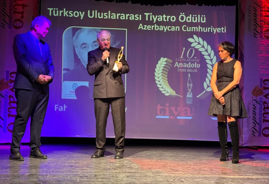 Fəxrəddin Manafov “Türk dünyasının ən yaxşı teatr aktyoru” adına layiq görülüb