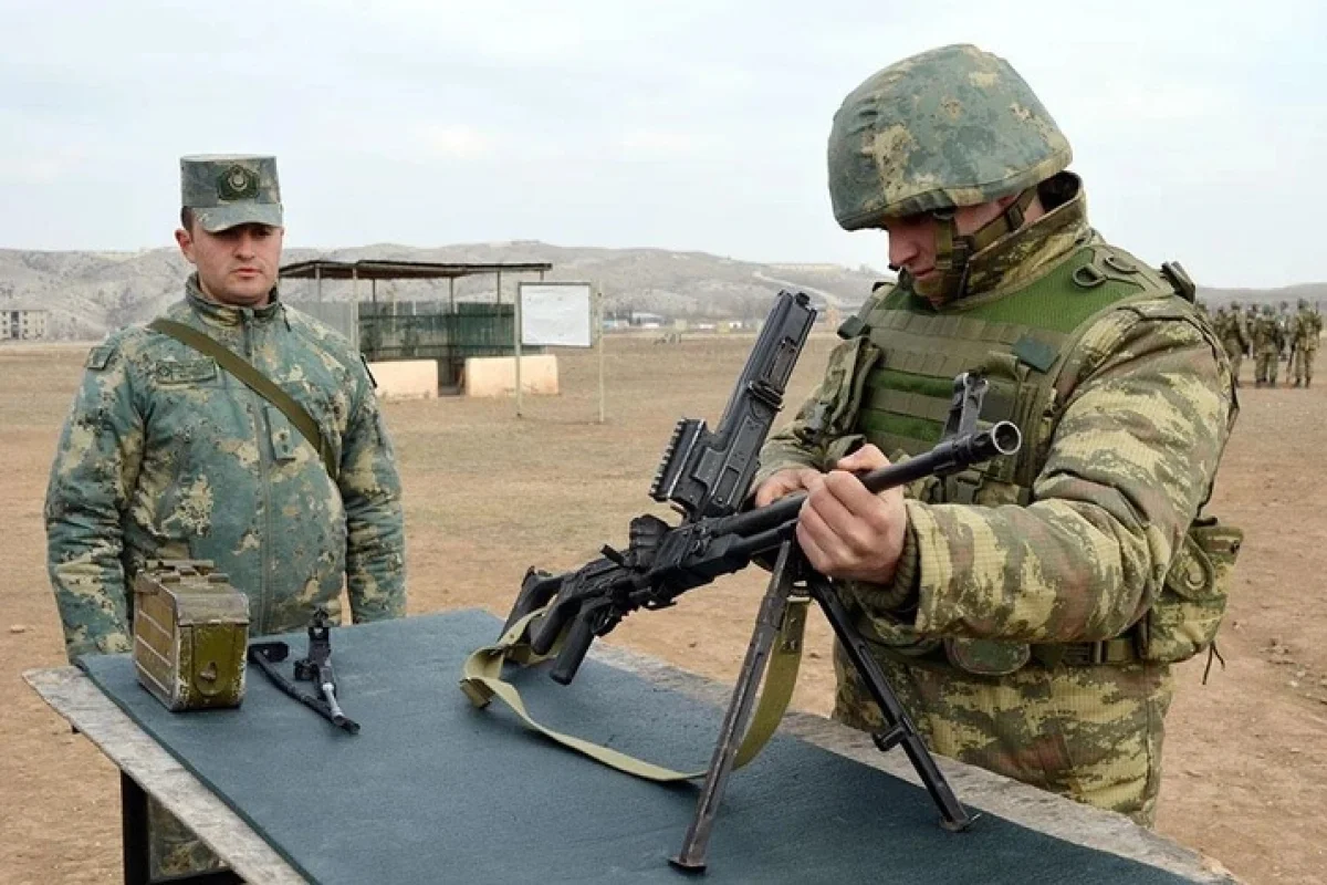 Азербайджанские резервисты повышают боевые навыки