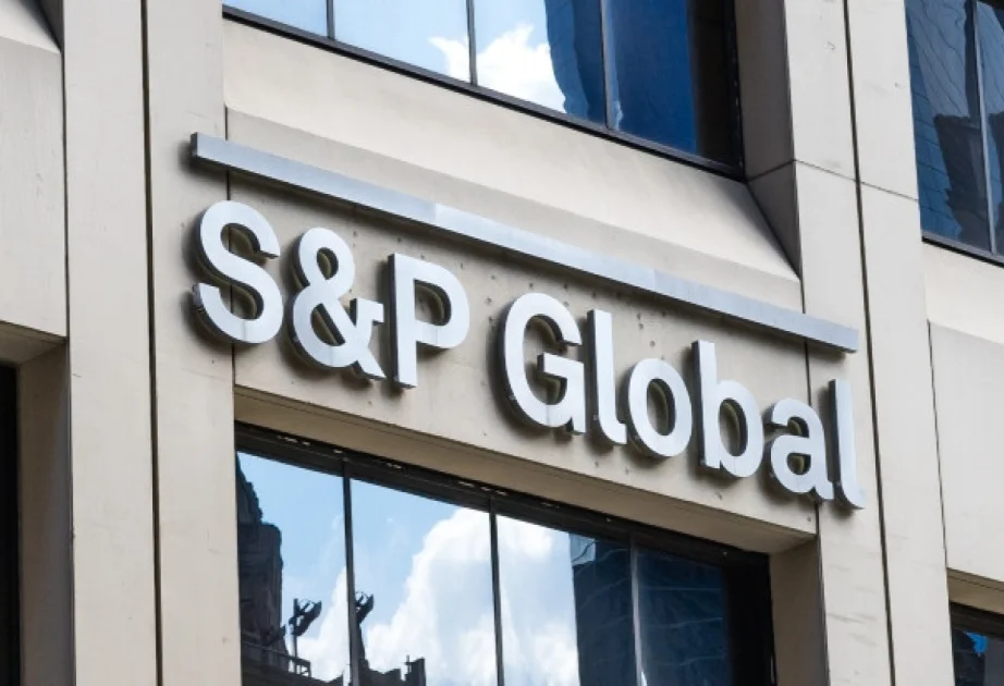 “S&P” Azərbaycanın bank sektorunun risk qiymətləndirməsini yaxşılaşdırıb