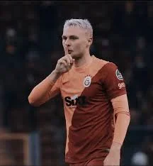 Qalatasaray Viktor Nelsonu bu şərtlə icarəyə verdi