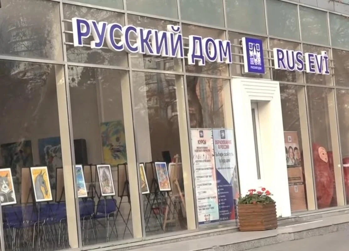 Baku TV rus evi ni yıxdı