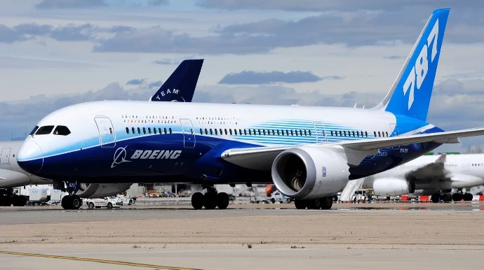 “Boeing”dən 13 illik minimum