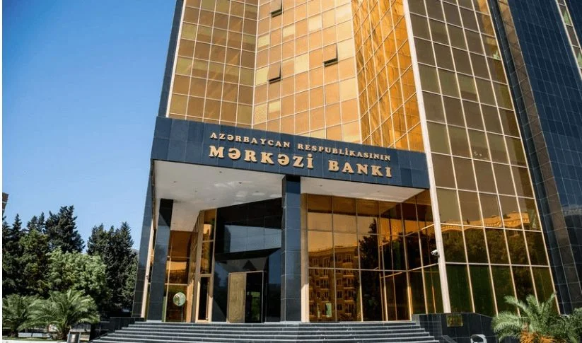 “Yelo Bank” və “Accessbank” Mərkəzi Bankın tələblərini pozdu