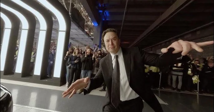 Dünyanın ilk 800 milyardlıq adamı İlon Mask tarixi rekorda imza atdı