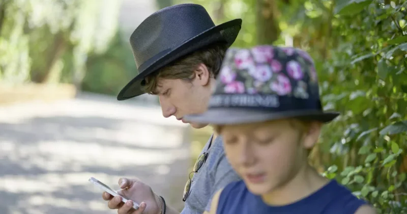 Еще одна страна рассматривает возможность запрета соцсетей для детей