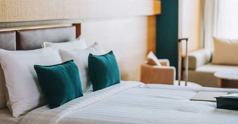 Bahalı hotellər, boş otaqlar Sektorun görünməyən problemi