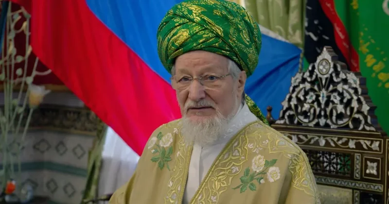 Верховный муфтий России против демонстративного публичного намаза