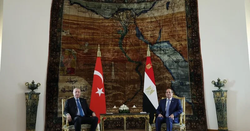 Qahirədə Ərdoğan və Sisi arasında təkbətək görüş keçirildi