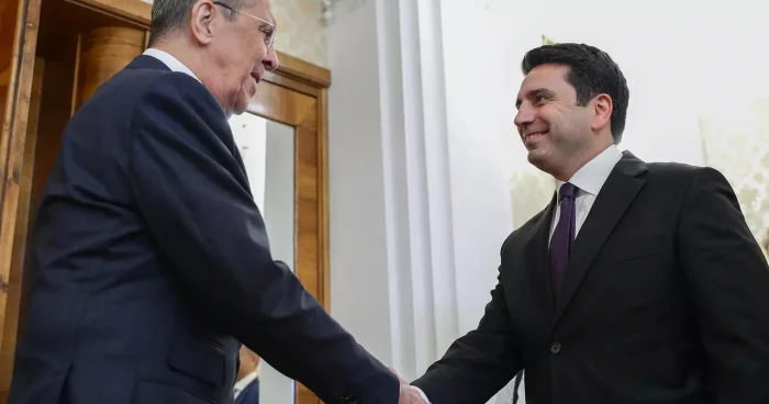 Simonyan Lavrovla görüşəcək