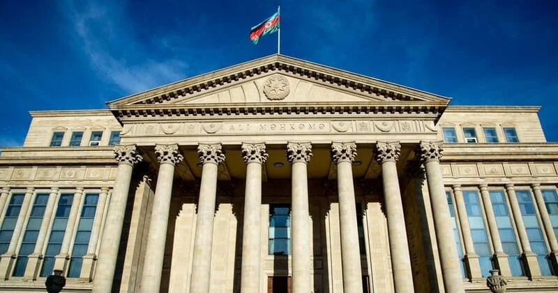 Ali Məhkəmə ictimai fəalları həbsdə saxlayıb