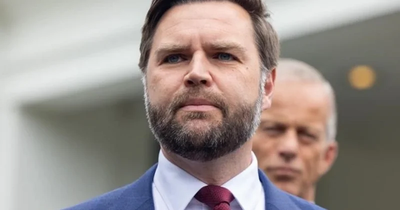 СМИ: Вэнс возглавит группу по расследованию хищений госсредств в американских штатах