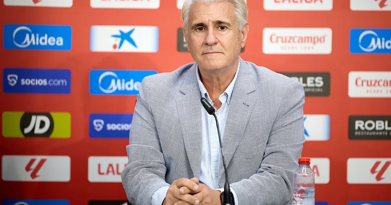 “İspaniya futbolu hətta Çempionşipdən geri qalır” “Sevilya”nın idman direktoru La Liqa barədə